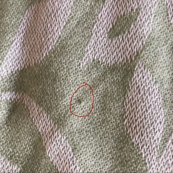 Noelle Sage White Floral Fringe Poncho One Size - Picture 5 of 6